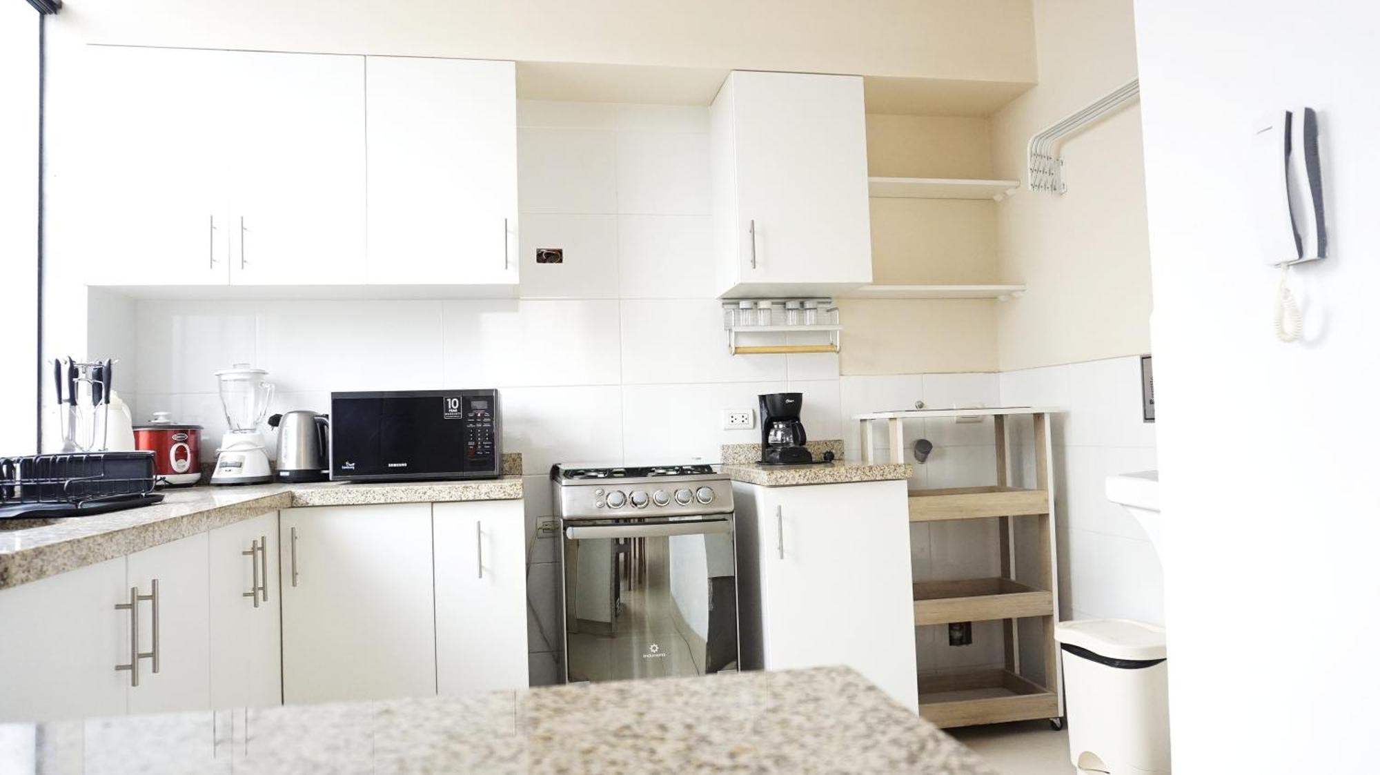 Apartamentos Lima Airport - Pillqu Peru ภายนอก รูปภาพ