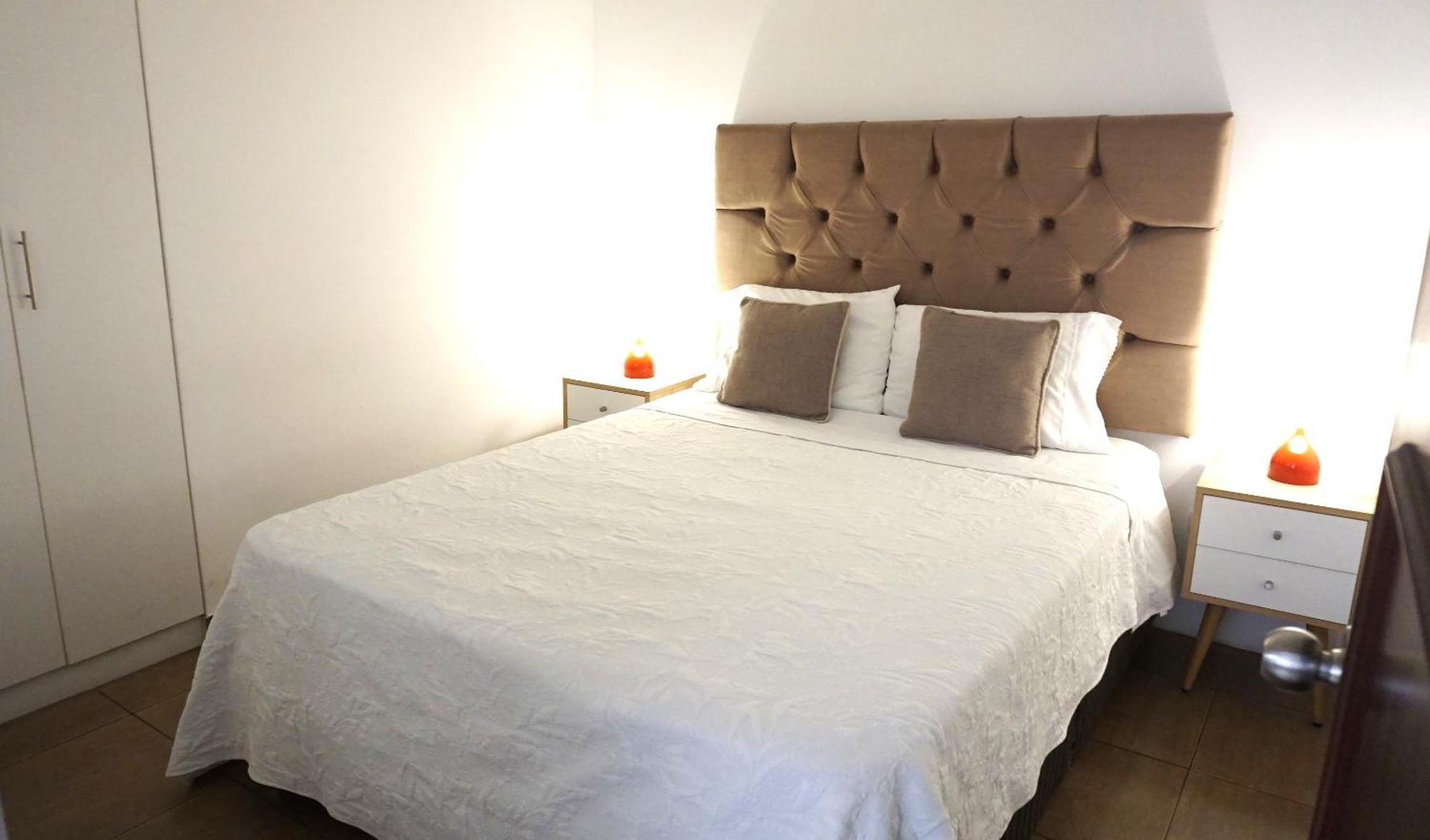 Apartamentos Lima Airport - Pillqu Peru ภายนอก รูปภาพ